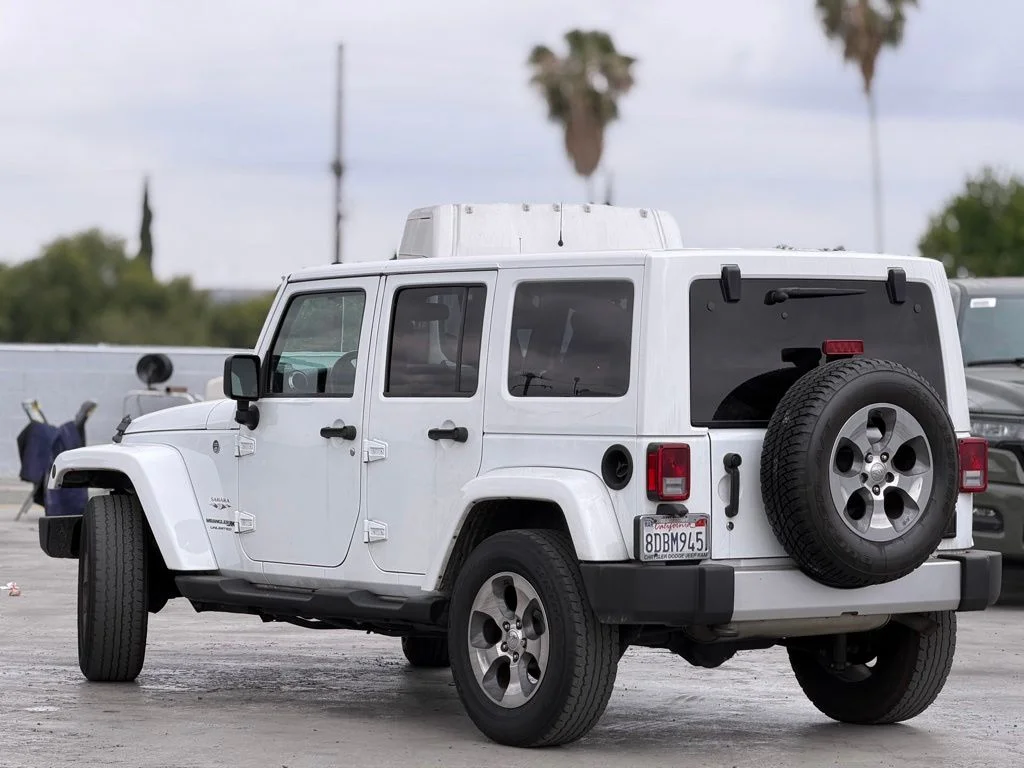 Used 2018 Jeep Wrangler JK Unlimited Sahara with VIN 1C4BJWEG4JL810567 for sale in Claremont, CA