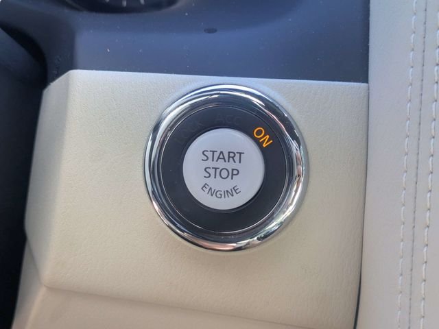 Used 2024 White INFINITI Sensory image 34