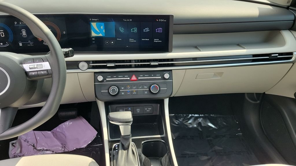 Certified Used 2025 Gray Hyundai SE image 17