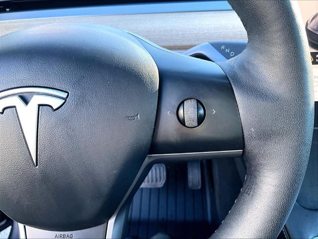 Used 2022 Gray Tesla Long Range image 25