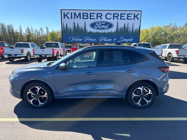 Used 2024 Vapor Blue Metallic Ford ST-Line Select image 2
