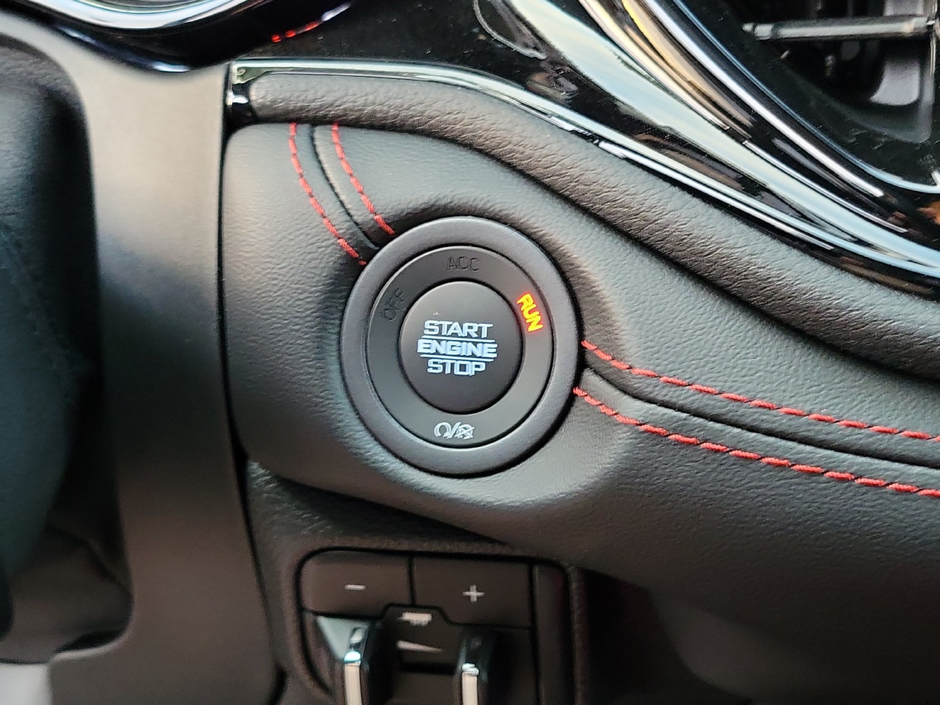 New 2027 Pitch-Black Exterior Paint Dodge GT image 13