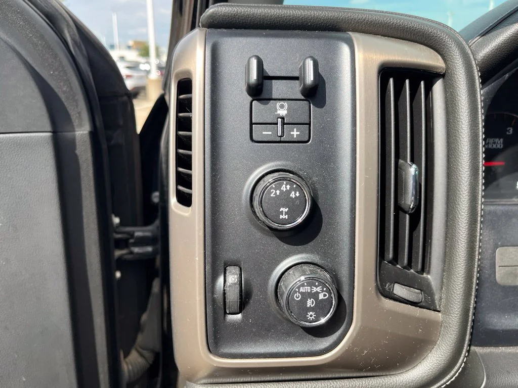 Used 2016 ONYX BLACK GMC Denali image 14