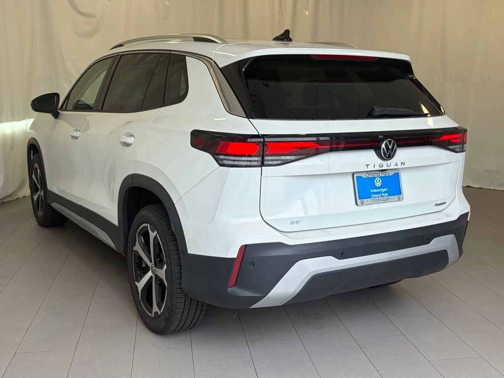 New 2026 Pure White Volkswagen SE image 10