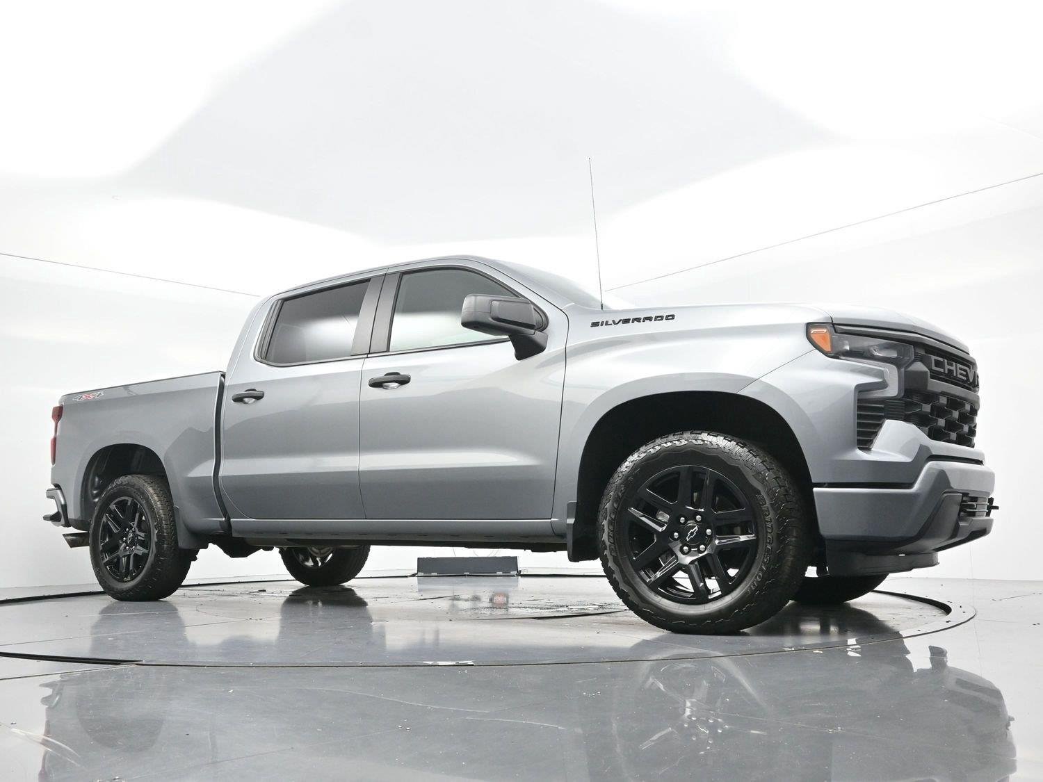 Used 2025 Sterling Gray Metallic Chevrolet Custom image 42