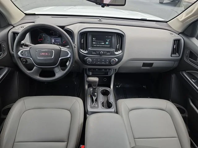 Used 2017 White GMC Base image 10