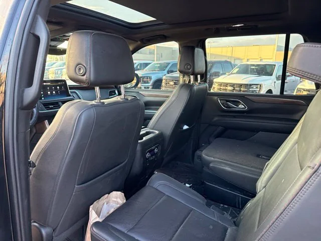 Used 2023 Black Chevrolet High Country image 22