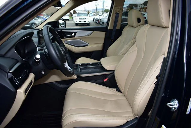 Used 2025 Majestic Black Pearl Acura SH-AWD TECH image 12