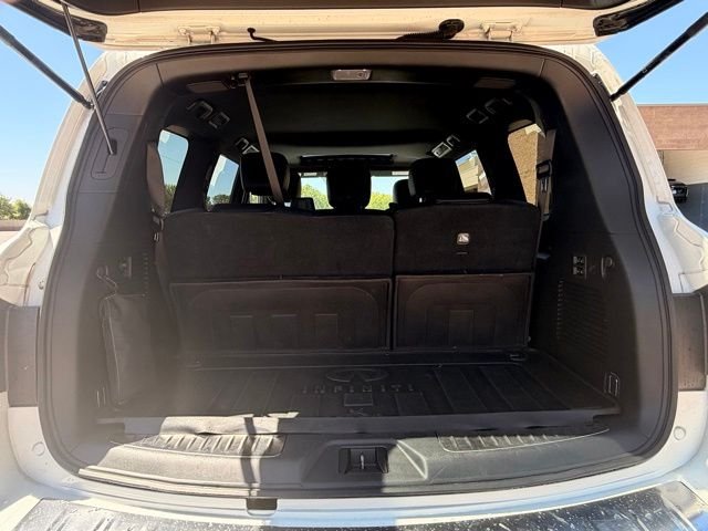 Used 2024 Moonstone INFINITI Sensory image 25