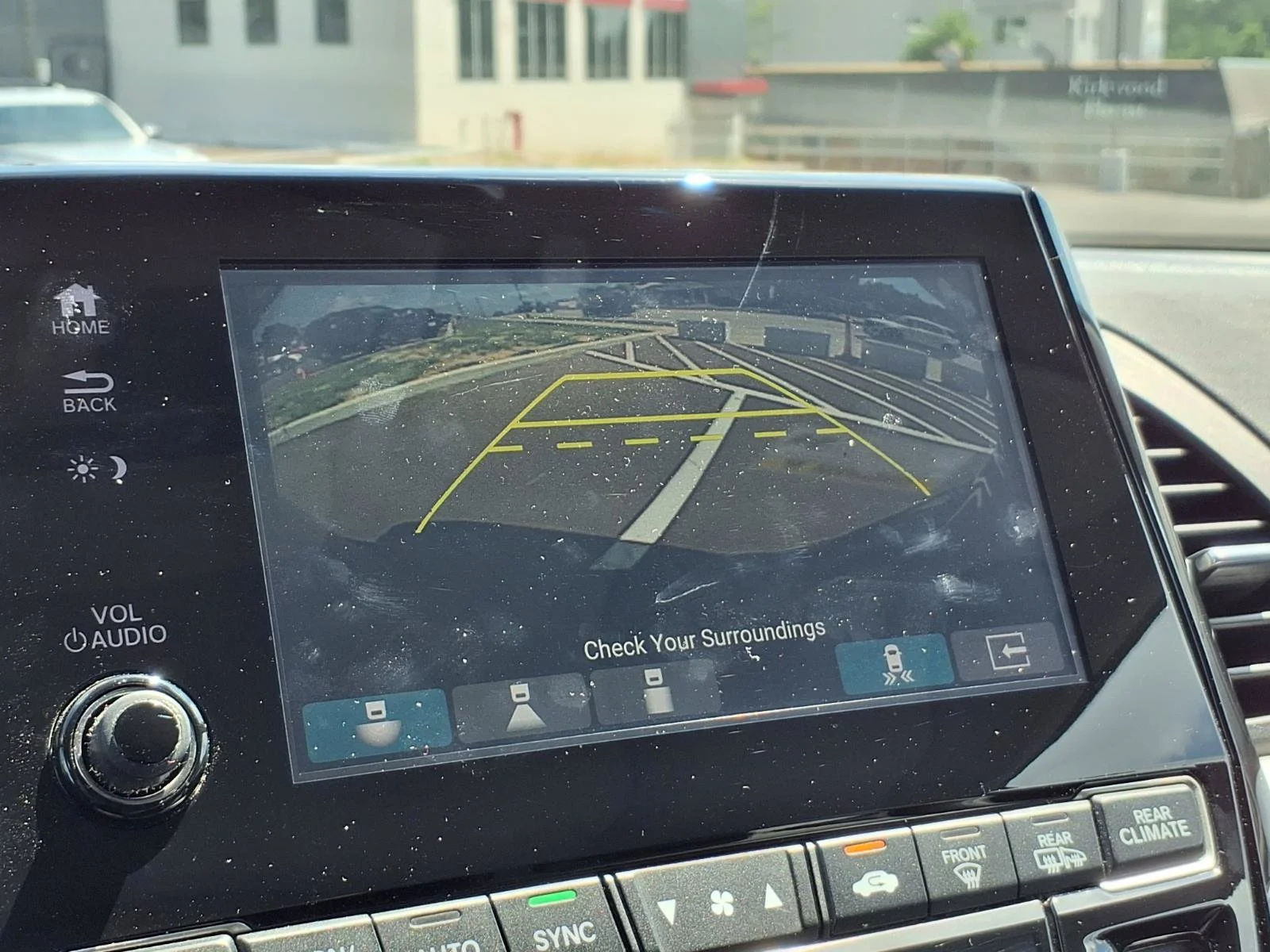 Used 2018 Crystal Black Pearl Honda Touring image 9