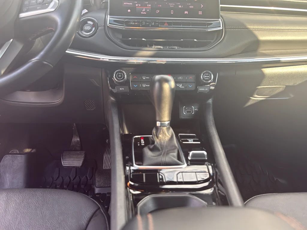 Certified Used 2022 Red Jeep Limited image 19