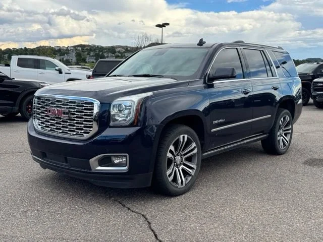 Used 2020 DARK SAPPHIRE BLUE METALLIC GMC Denali image 11