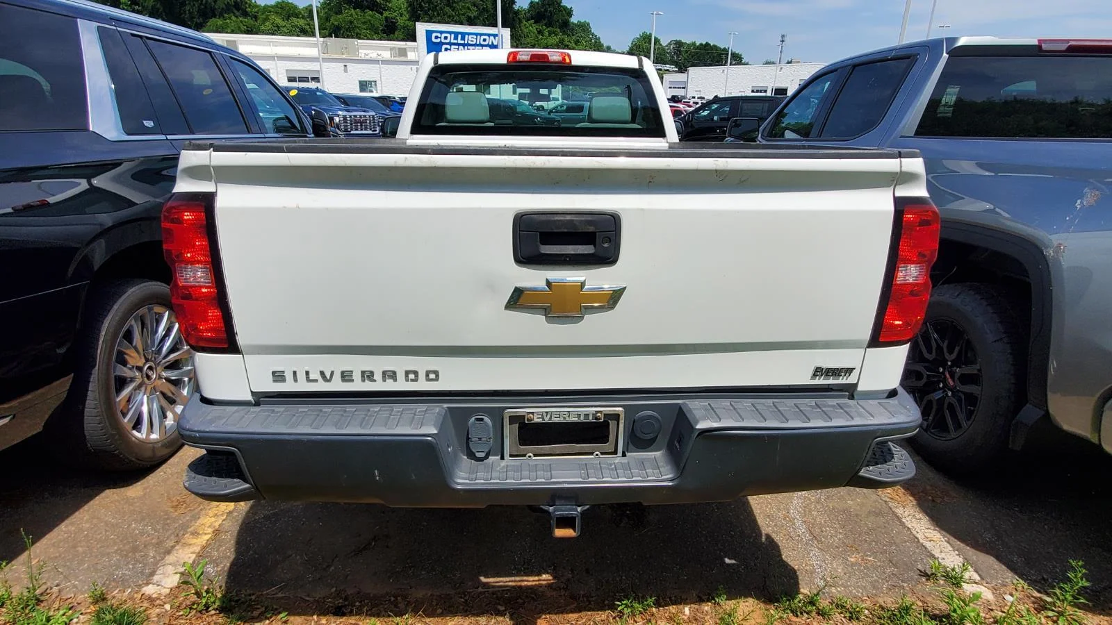 Used 2018 SUMMIT WHITE Chevrolet Work Truck image 8
