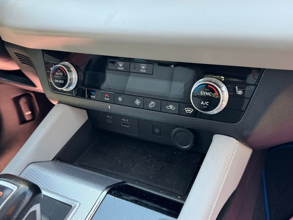 Used 2023 Silver Mitsubishi SEL image 19