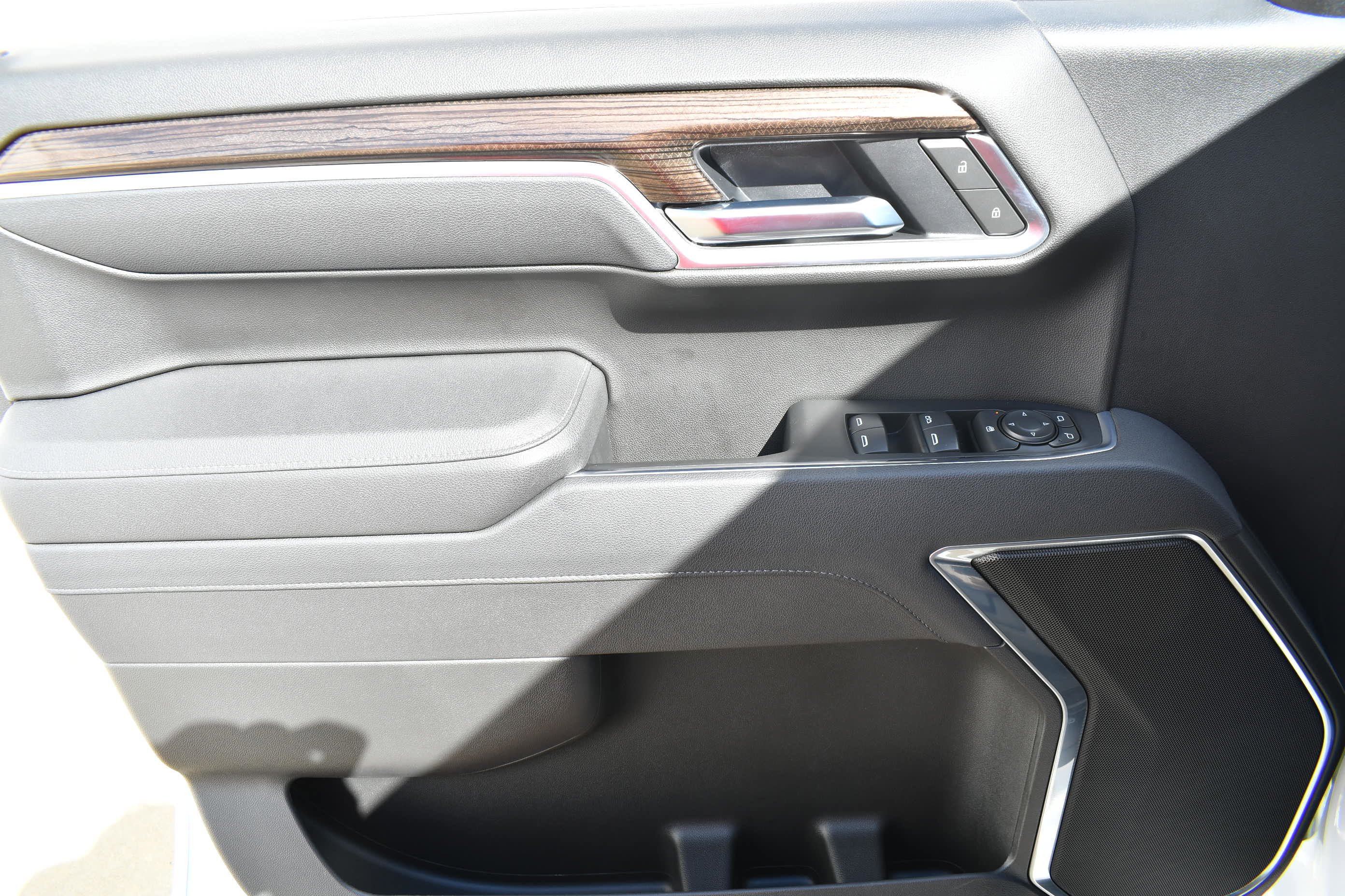 2025 Chevrolet Silverado 1500 LT - Photo 15