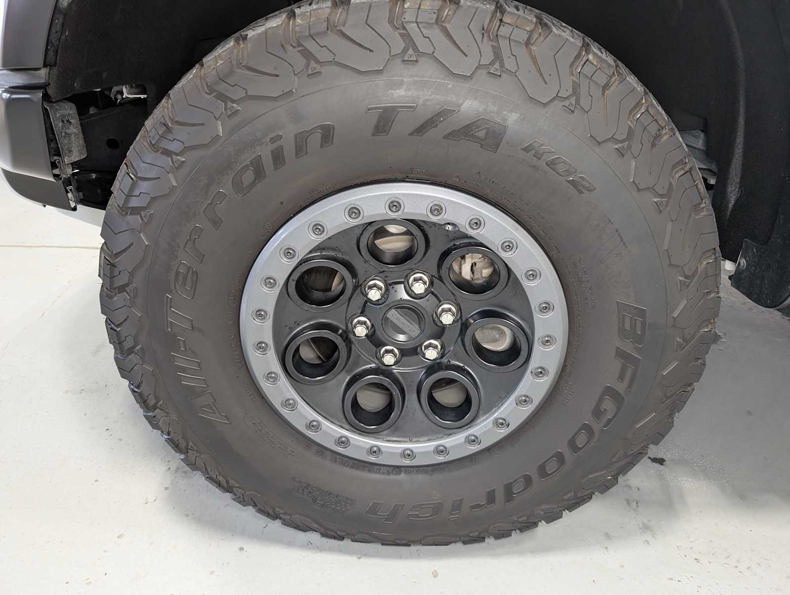 Used 2024 Oxford White Ford Raptor image 3