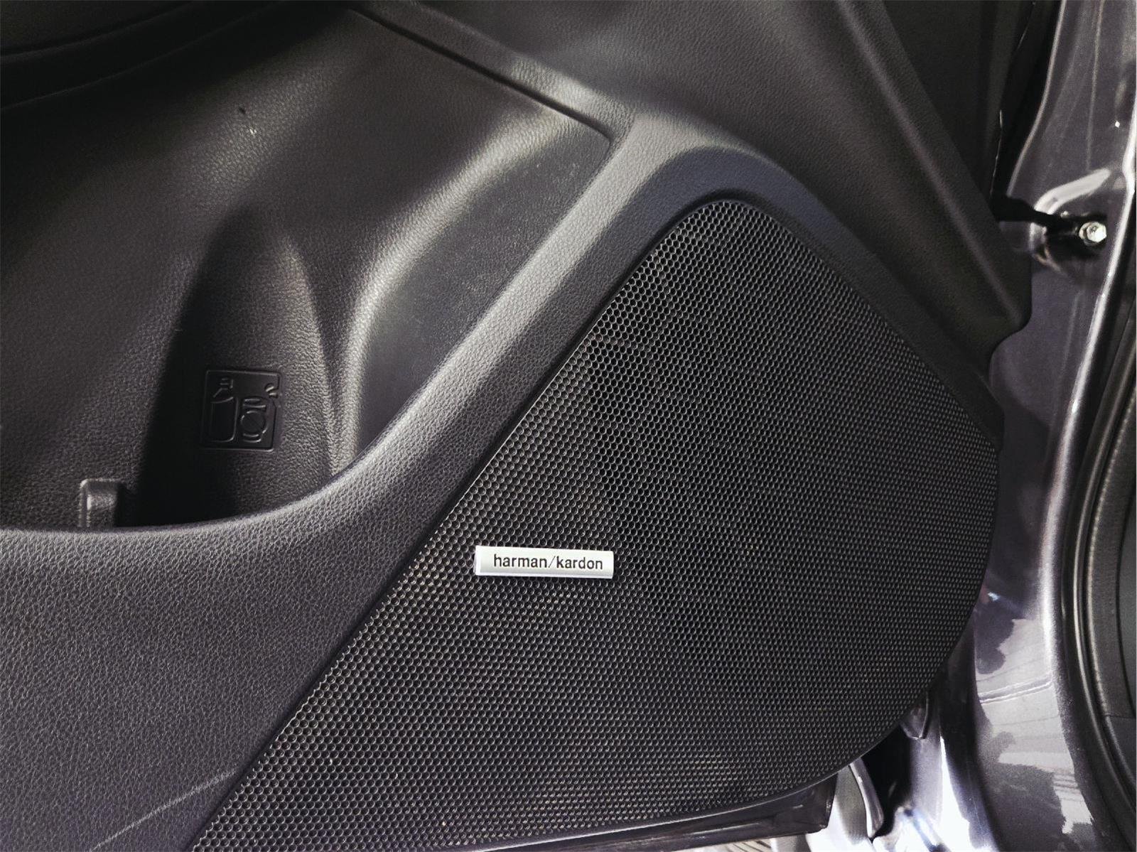 Used 2025 Magnetite Gray Metallic Subaru Limited image 16