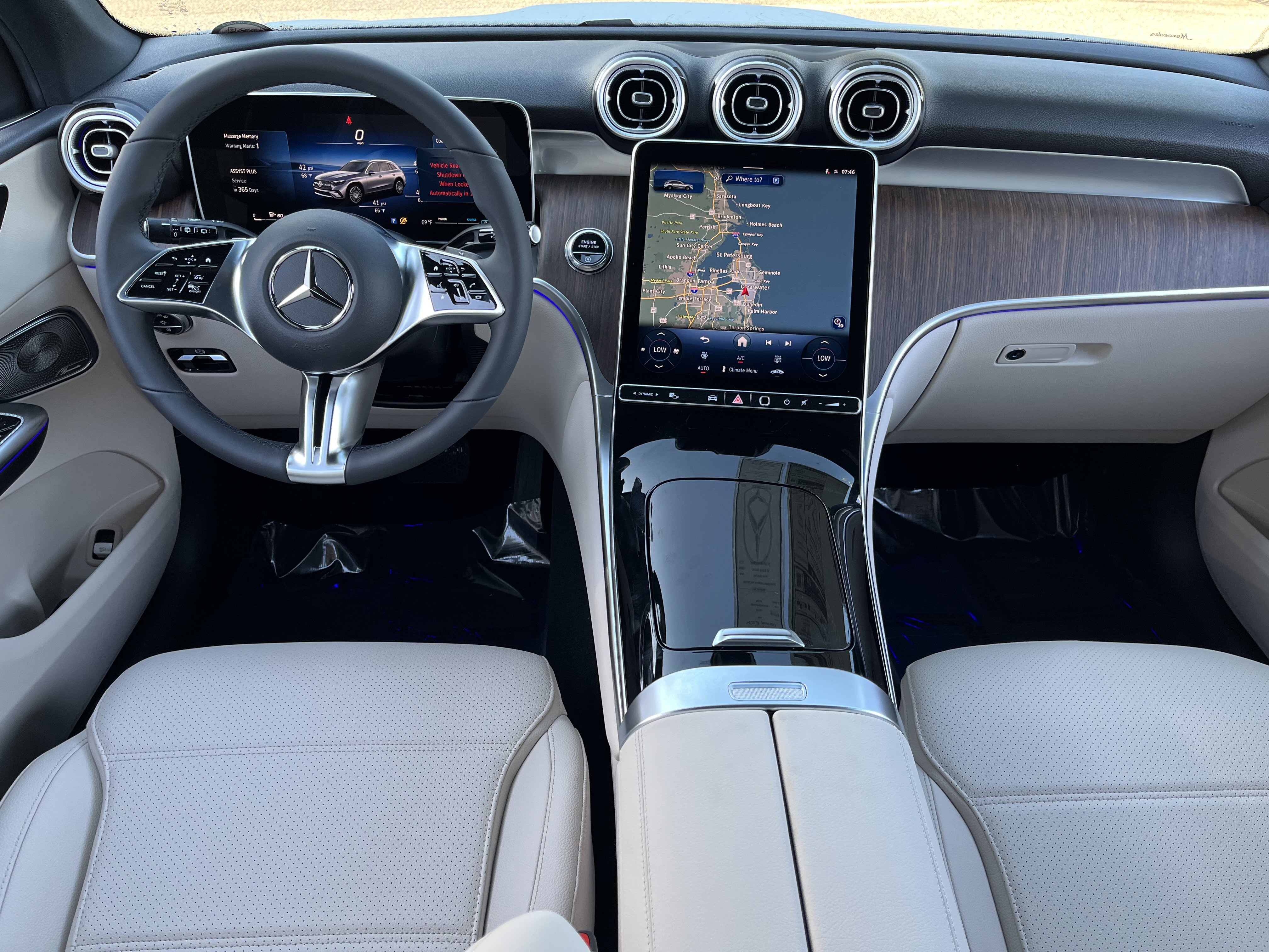 New 2026 MANUFAKTUR Alpine Grey Mercedes-Benz GLC 300 image 18