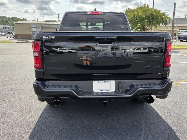 New 2026 Diamond Black Crystal Pearl-Coat Exterior Paint RAM Big Horn/Lone Star image 10