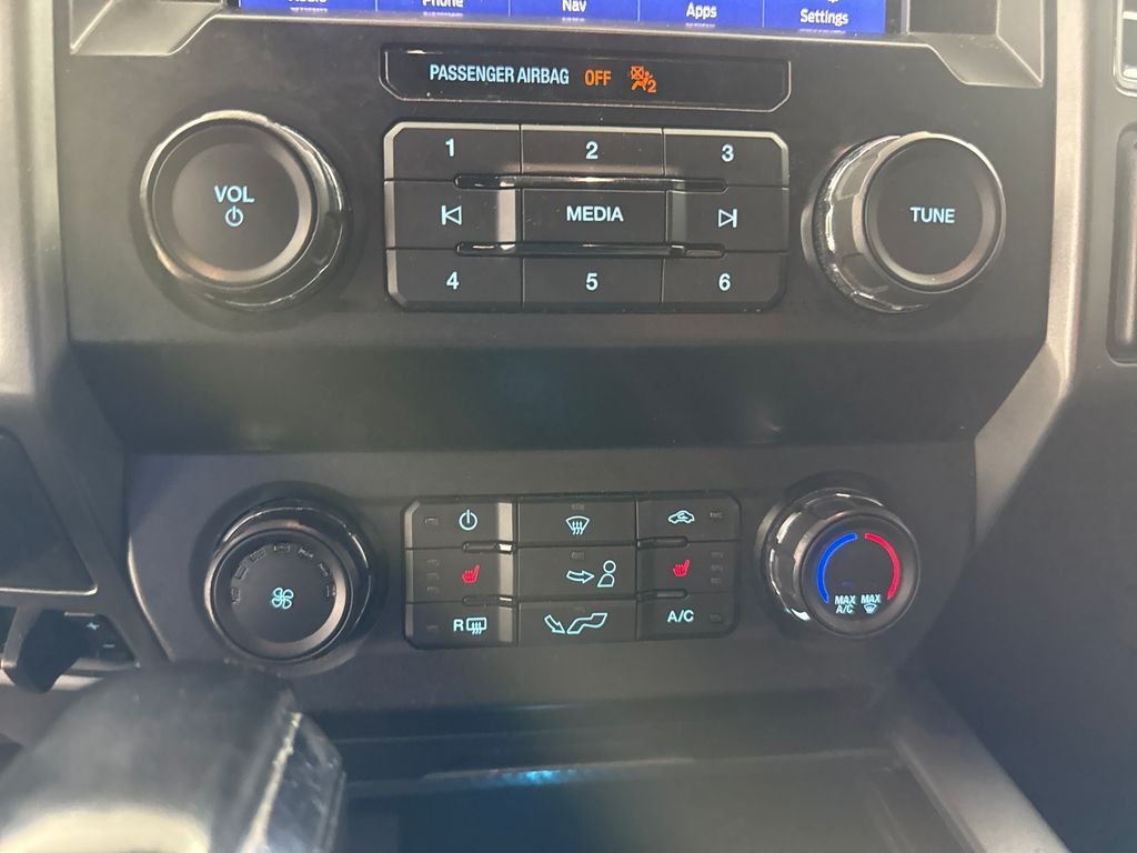 Used 2020 Gray Ford XLT image 25