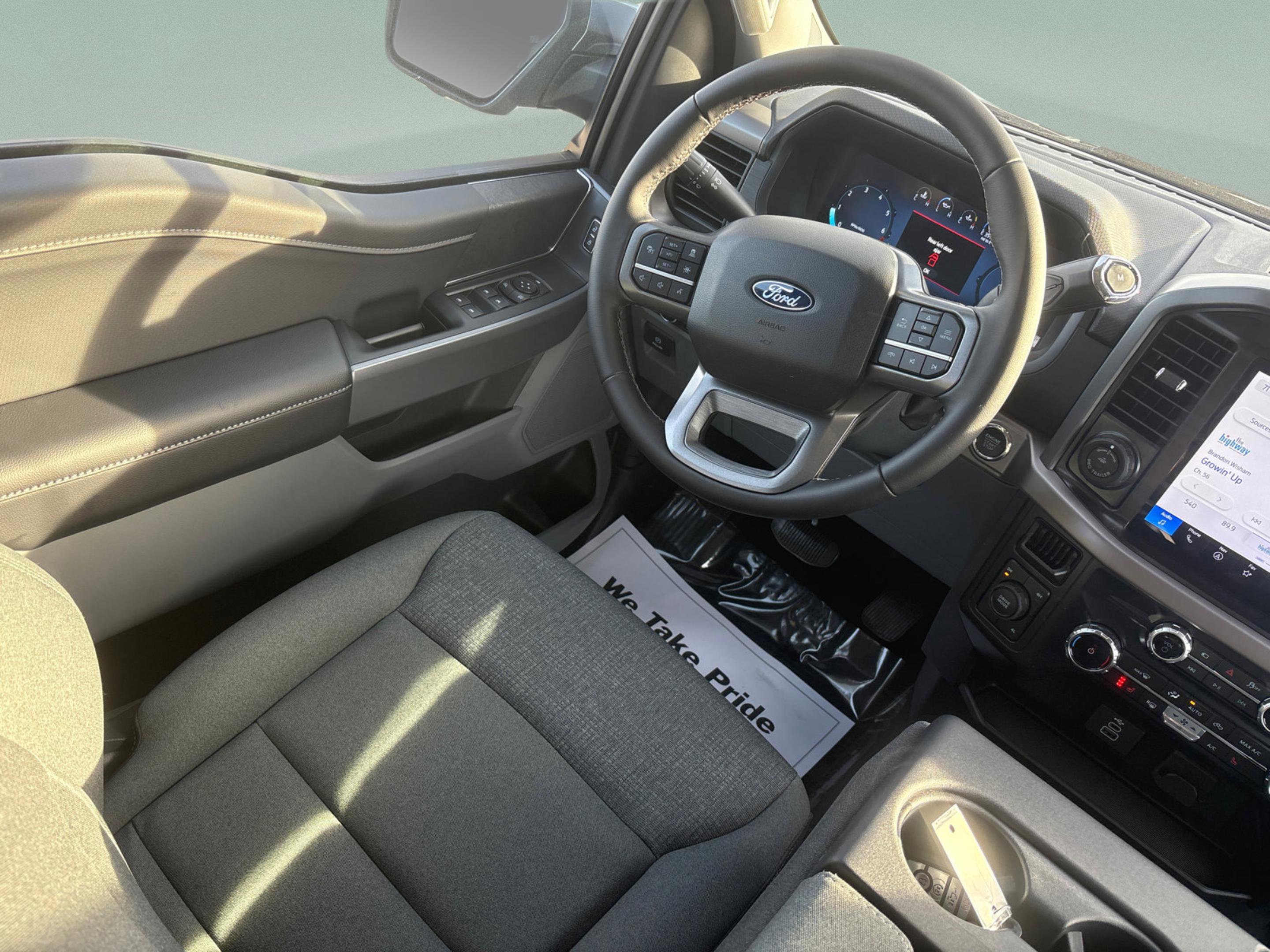 New 2026 Iconic Silver Metallic Ford XLT image 14