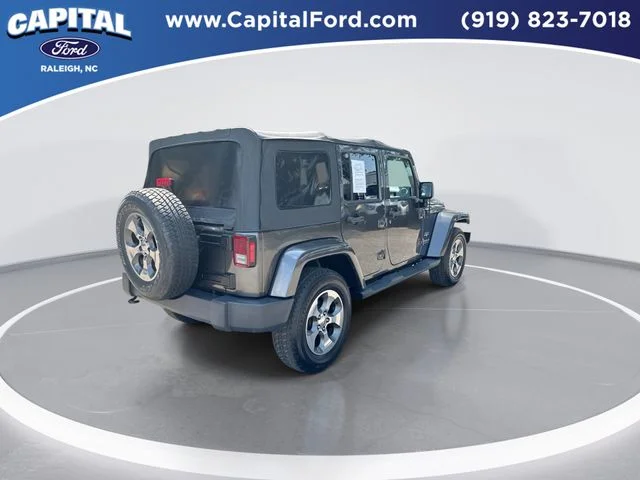 Used 2017 Gray Jeep Unlimited Sahara image 8