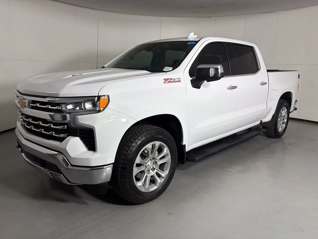 Certified Used 2025 Summit White Chevrolet LTZ image 5
