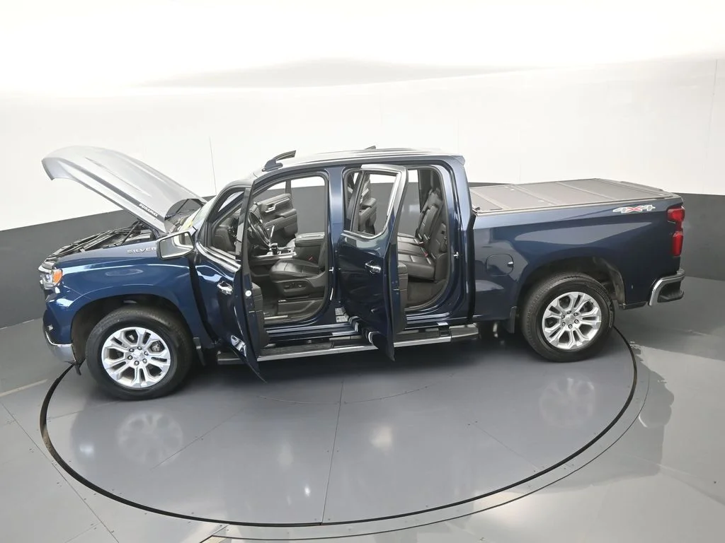 Used 2022 Northsky Blue Metallic Chevrolet LTZ image 71