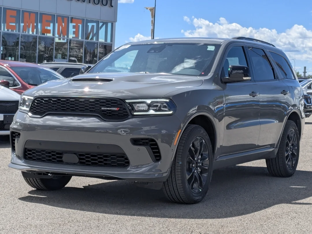 New 2026 Grey Dodge GT Plus - - AWD - Blind- Spot Monitor - Heated Seats - Ventilated Seats - Memory Seats & More! image 4
