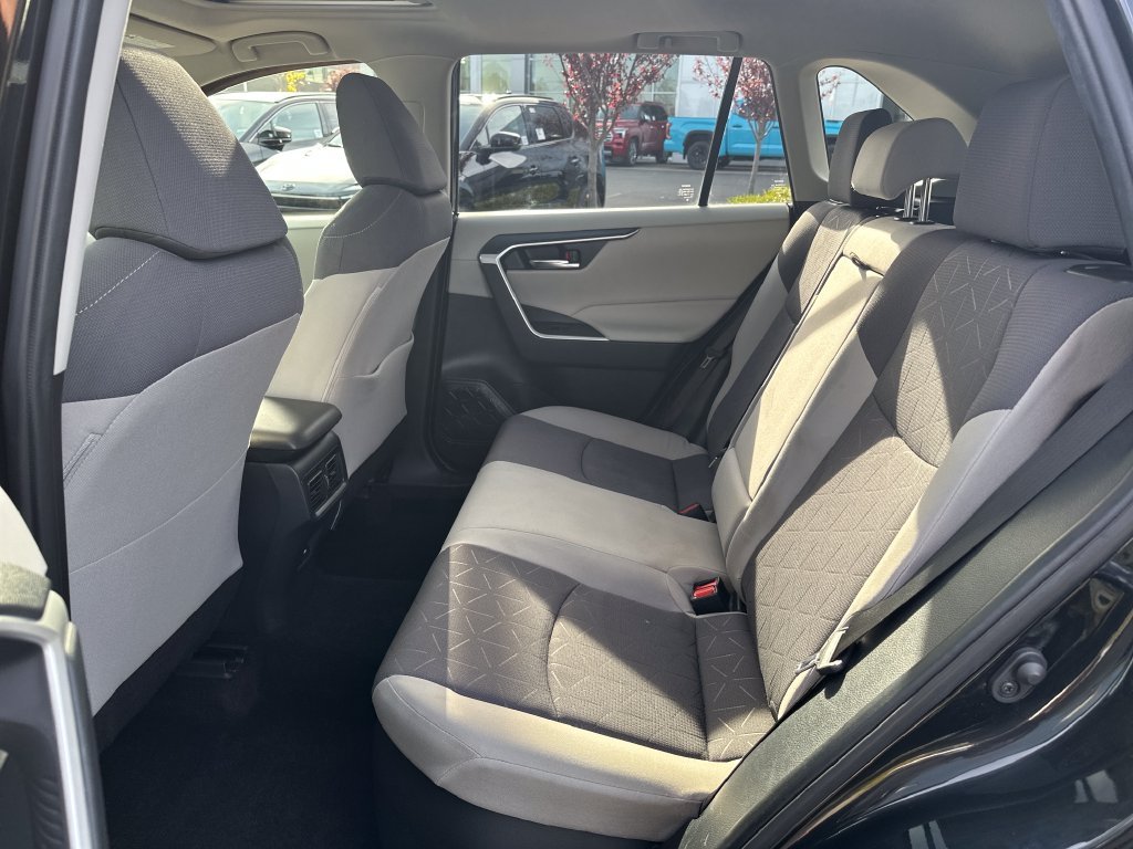 Used 2021 Midnight Black Metallic Toyota XLE image 14