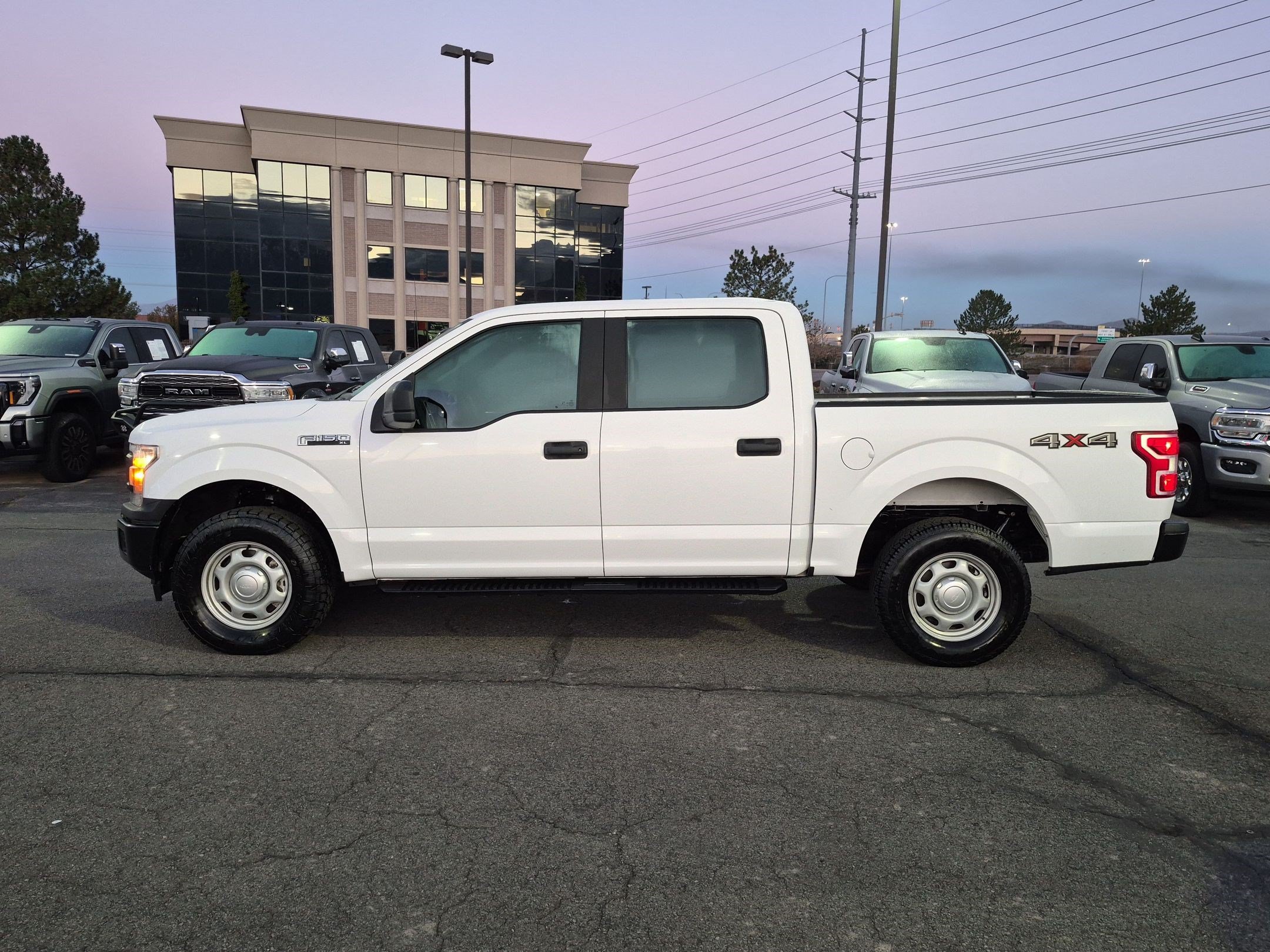 Used 2019 Oxford White Ford XL image 7