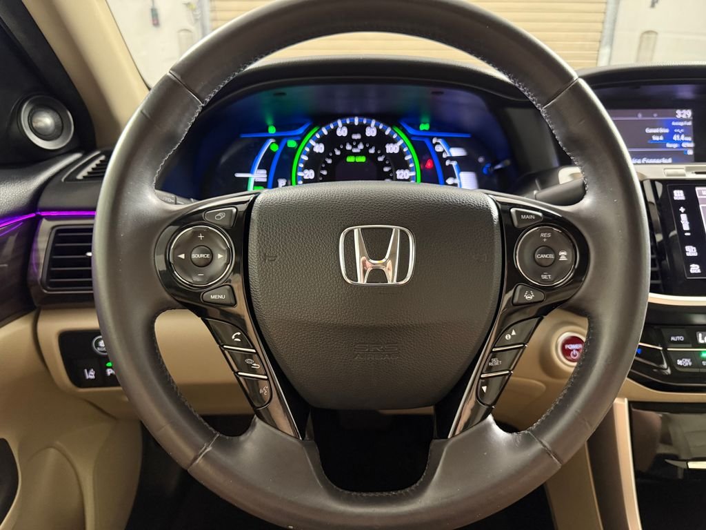 Used 2017 Gray Honda Touring image 13