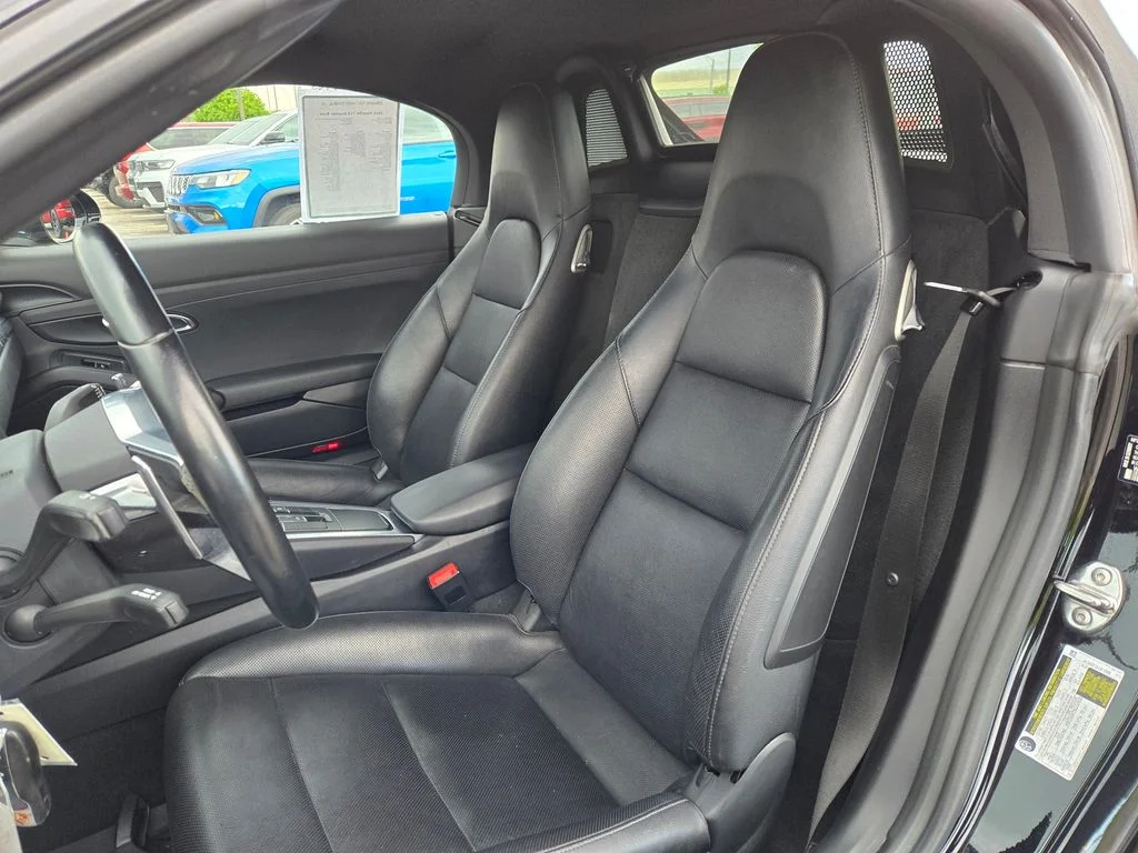Used 2019 Black Porsche Base image 16