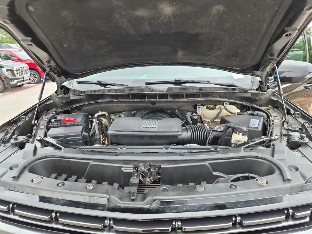 Used 2021 Black Chevrolet RST image 17