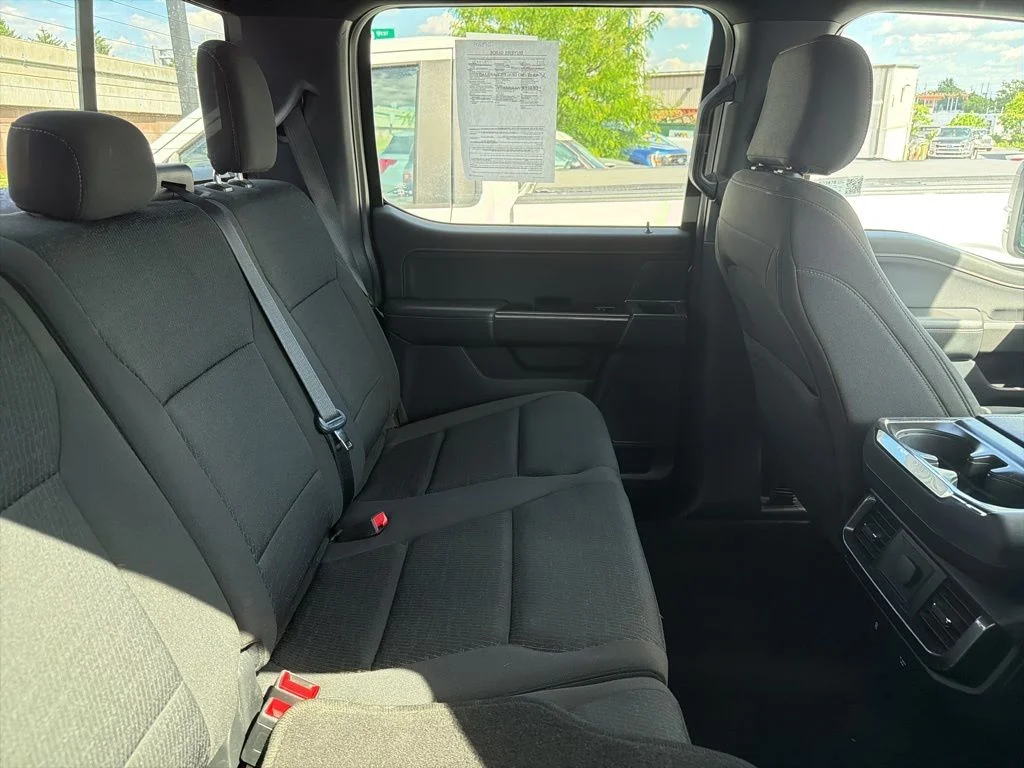 Used 2023 Black Ford XLT image 15