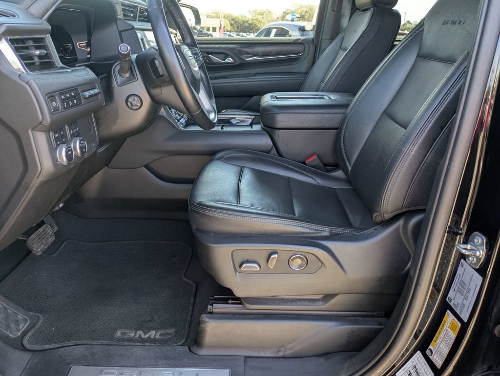 Used 2023 Onyx Black GMC Denali image 14