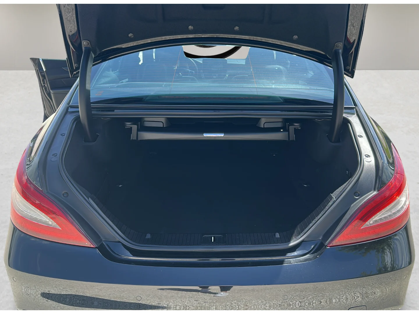 Used 2018 Black Mercedes-Benz CLS 550 image 20