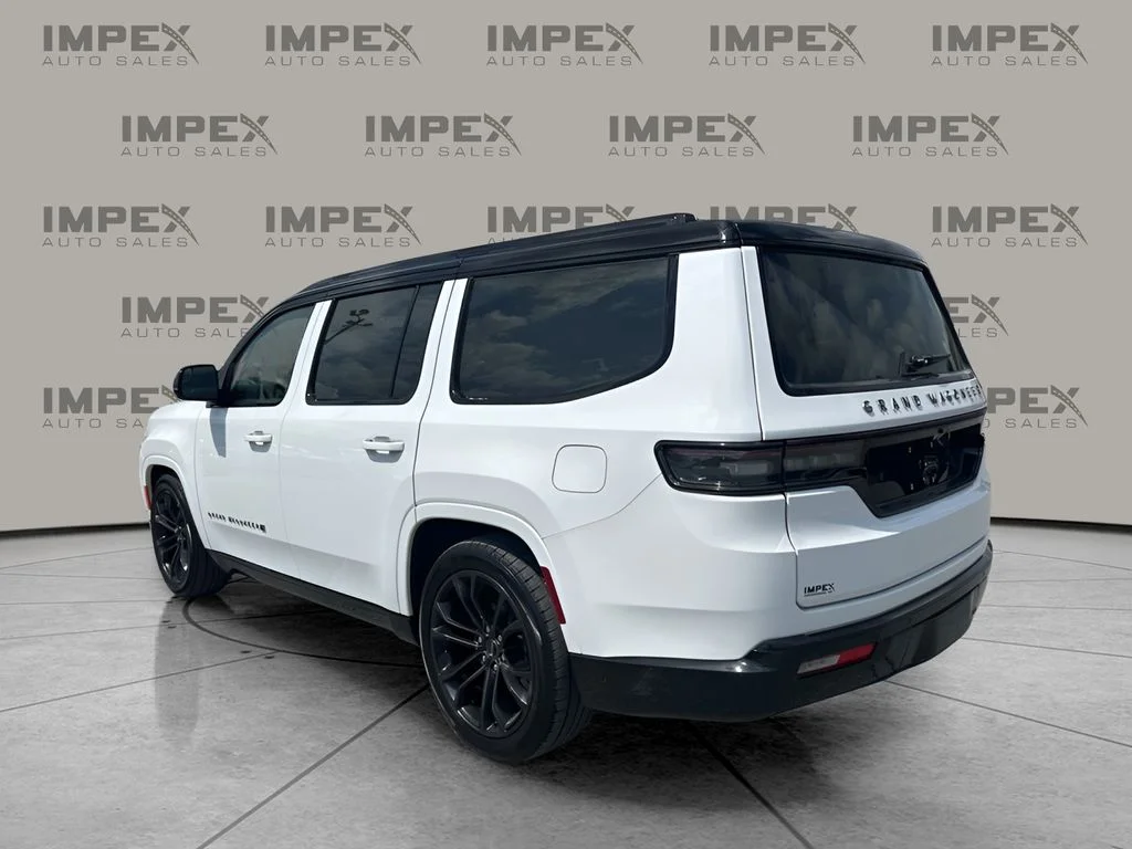 Used 2024 White Jeep Series II image 3