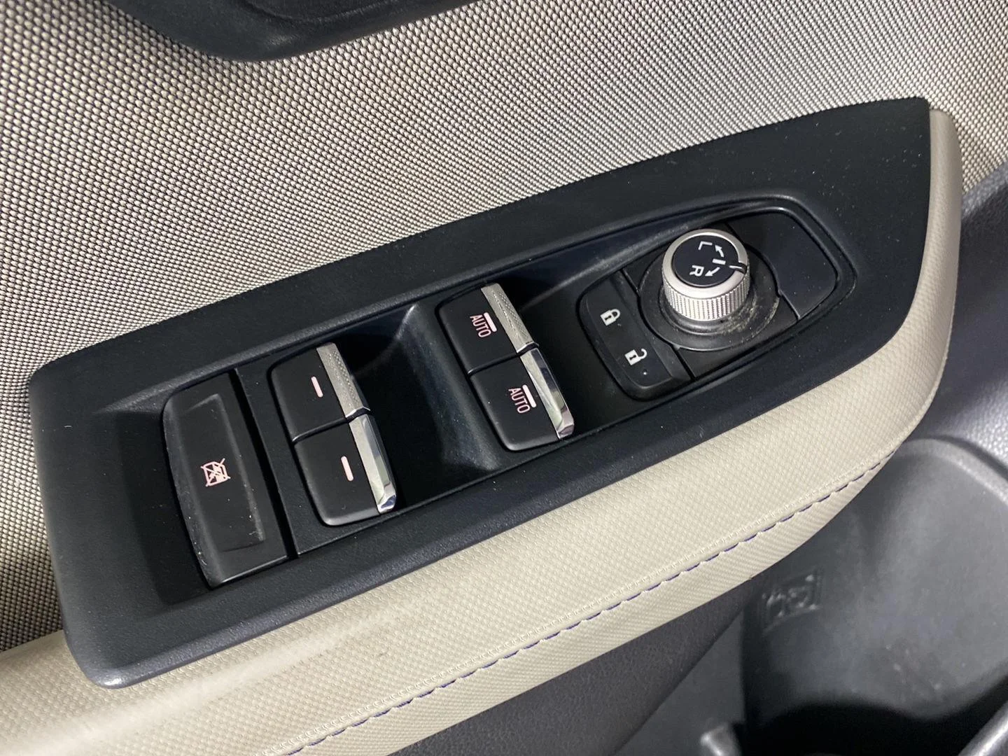 Used 2025 Crimson Red Pearl Subaru Premium image 27