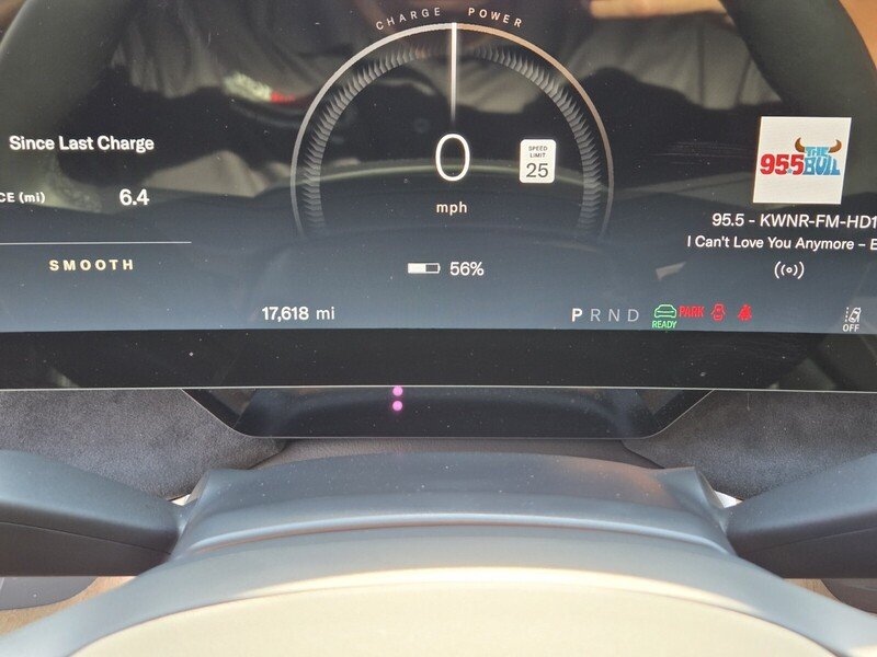 Used 2023  Lucid Grand Touring image 31