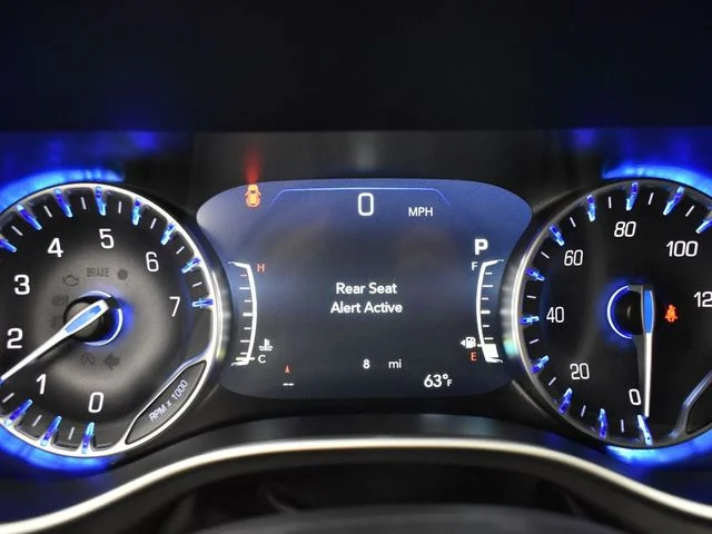 2026 Chrysler Pacifica Select - Photo 11