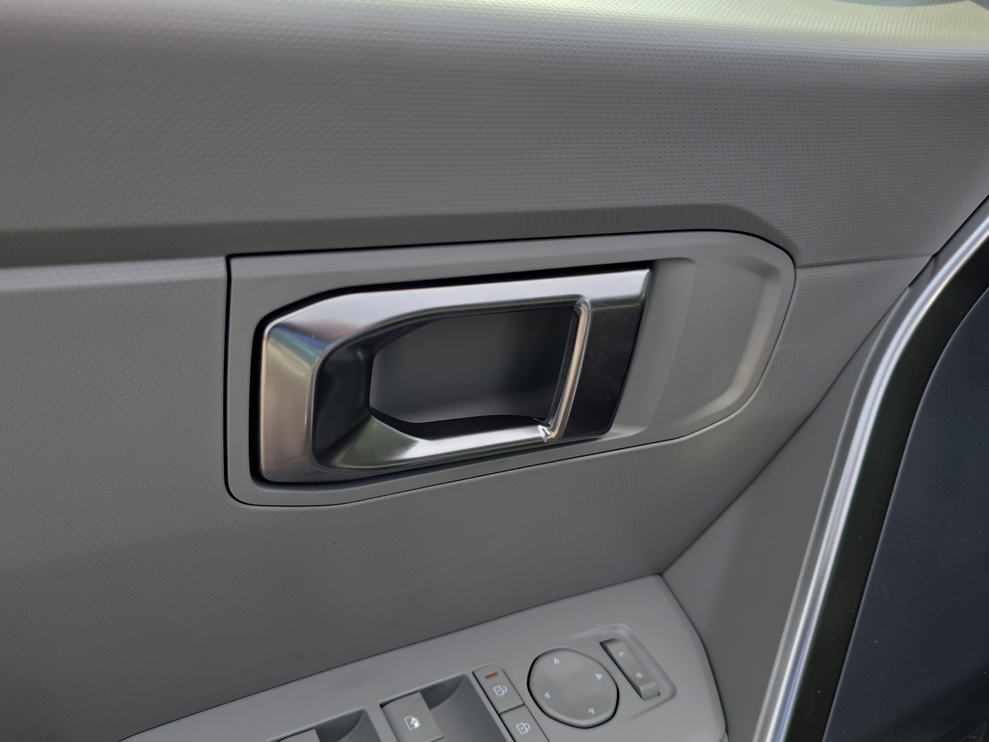 New 2027 Frost Blue Kia S image 18