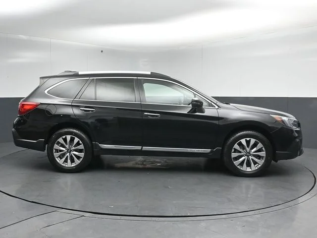 Used 2019 Black Subaru 2.5i image 8
