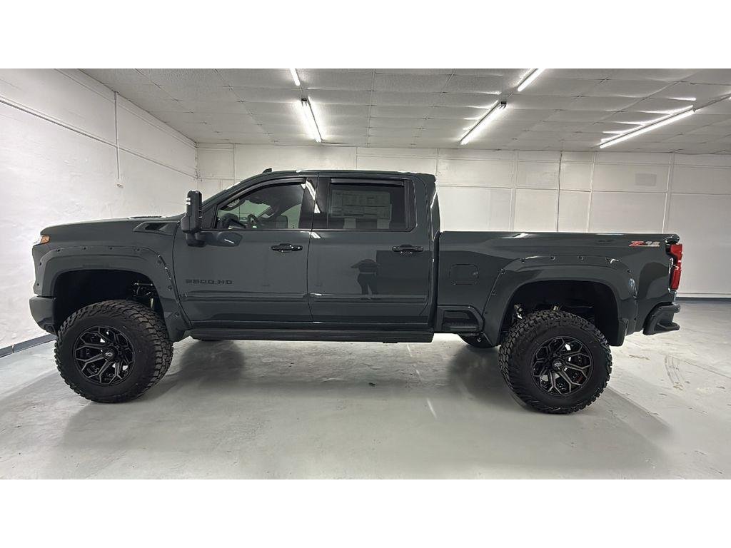 2026 Chevrolet Silverado 2500 HD LTZ - Photo 8