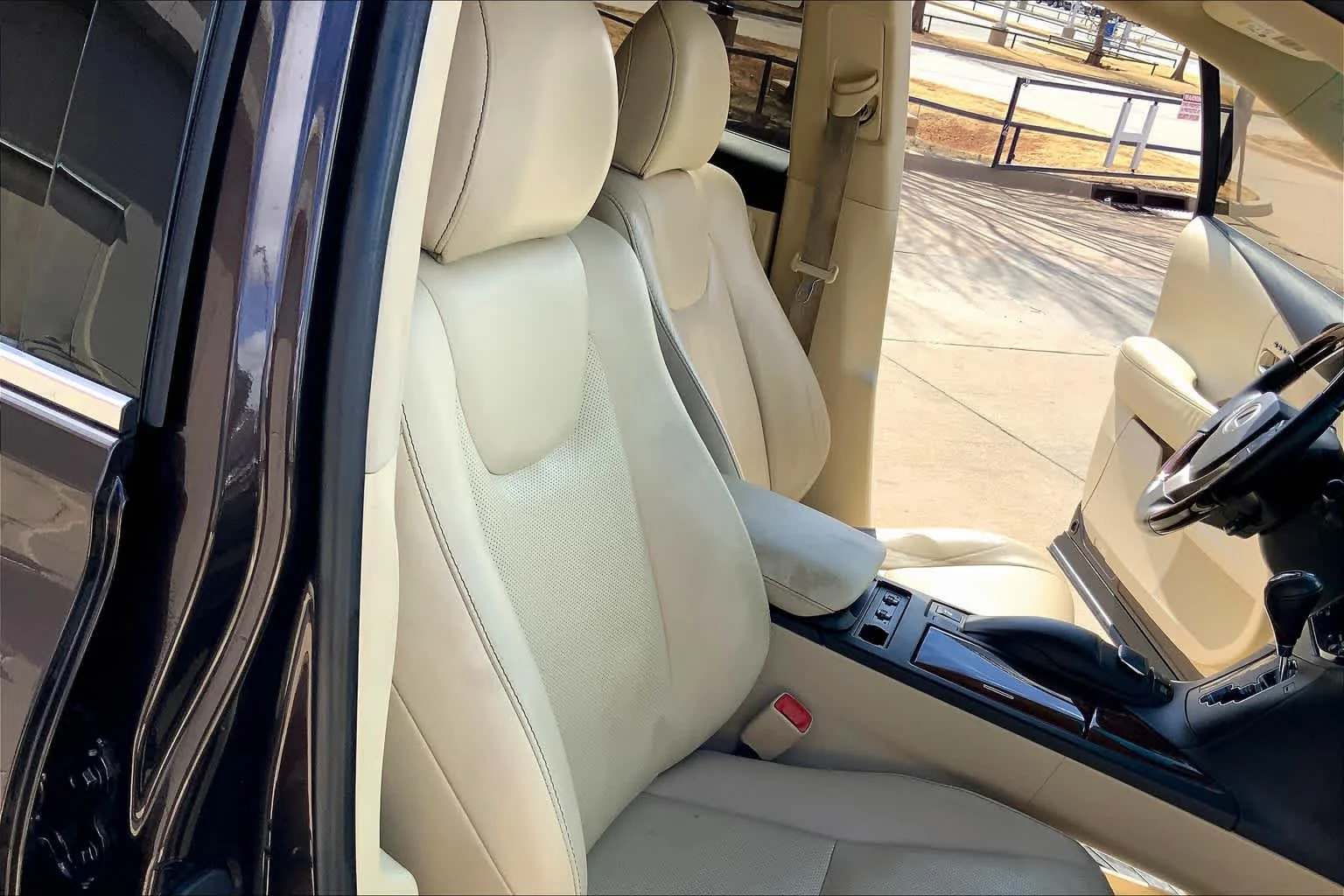 Used 2013 Fire Agate Lexus  image 8