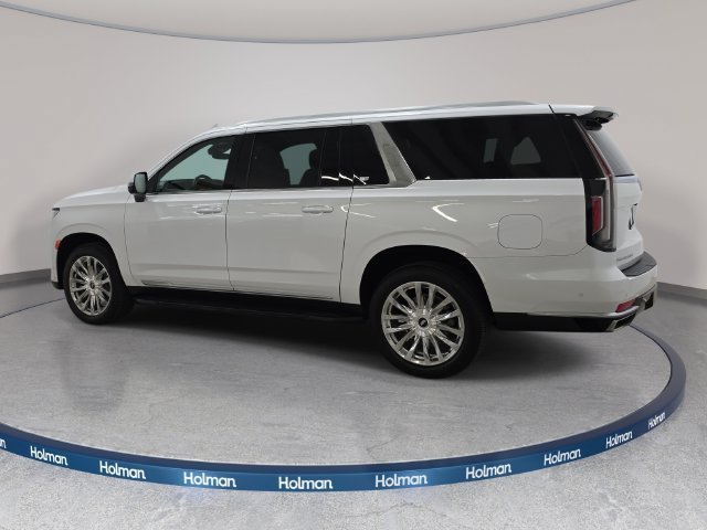 Used 2023 CRYSTAL WHITE TRICOAT Cadillac 4WD Premium Luxury image 8