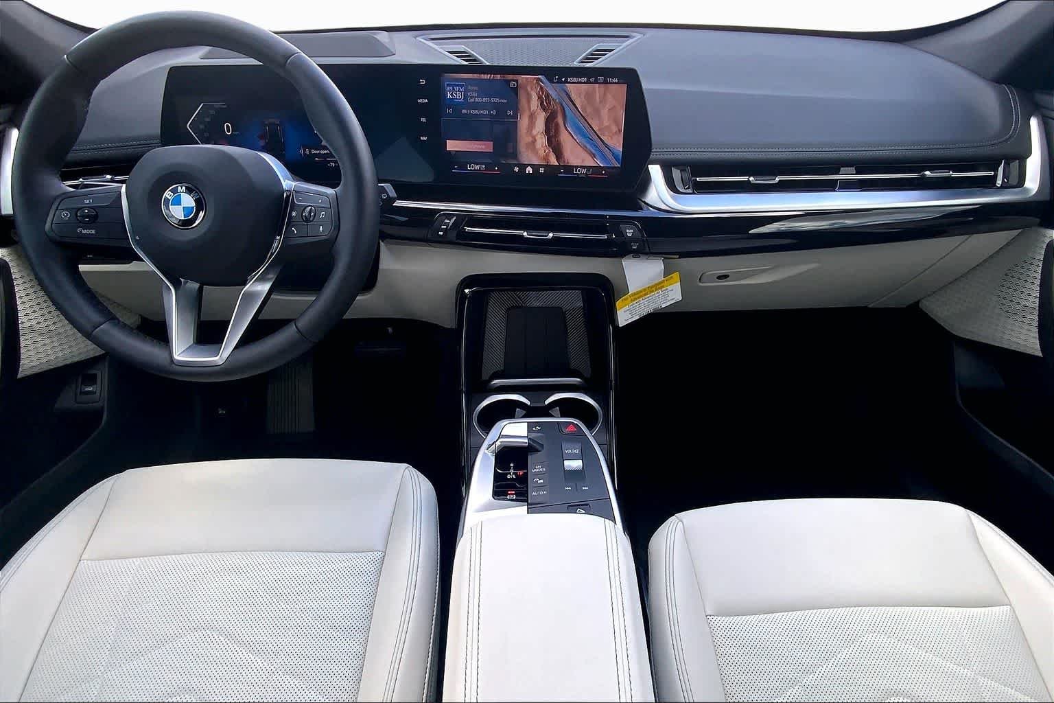 2026 BMW X1 28i - Photo 15