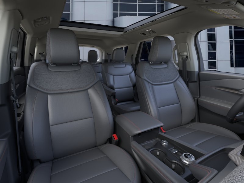 New 2026 Star White Metallic Tri-Coat Ford Active image 67