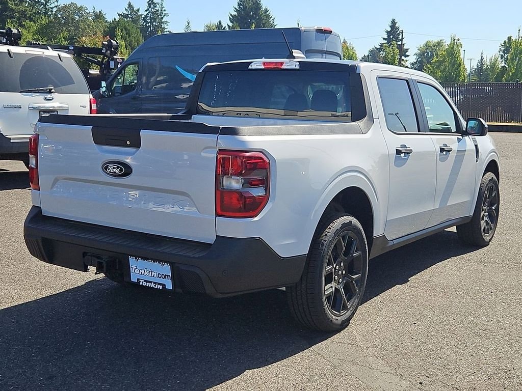 New 2025 Space White Metallic Ford XLT image 38