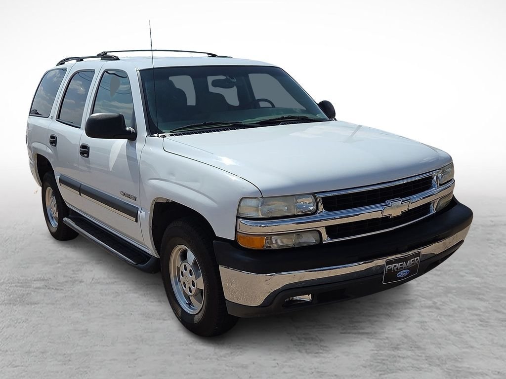 Used 2002 White Chevrolet LS image 1